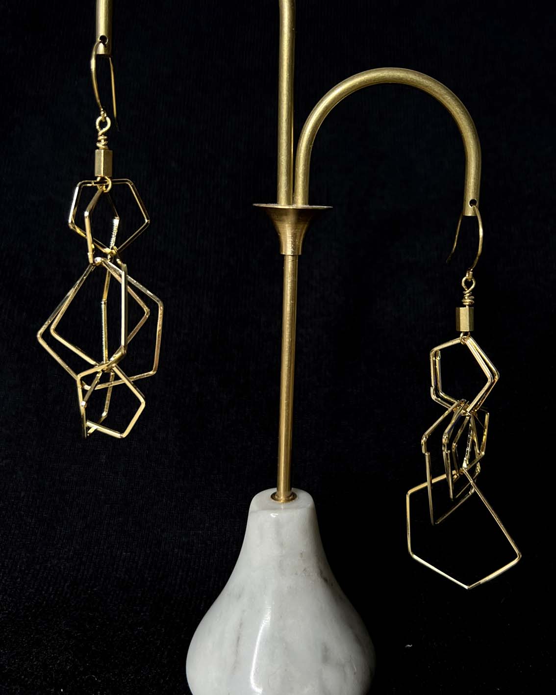Minimalist Brass Earrings – Adjustable Geometric Form
