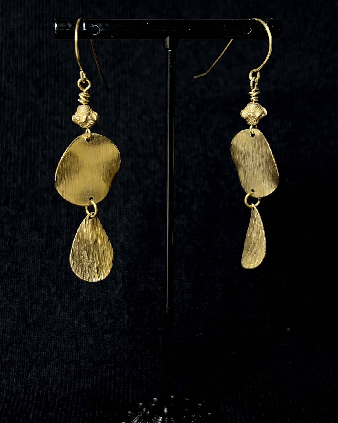 Botanic Form Brass Earrings – Golden Seedling